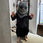 Waa Wei Instagram - 魏千金攝影大賽之大家好會拍照，尤其每次都聽攝影師說我是一個不太好拍的歌手，always嘴巴張太開啊，不然表情又太多。所以我看到有好看的照片就變成偷圖大王了。 / 想問問你們： 最想在演唱會聽到我唱什麼歌？ 最喜歡我的哪一首歌？ 請作答。