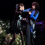 Waa Wei Instagram - Have a nice day之Little nice day的巡演正式的告一段落，這張專輯發行到現在也即將要3年了，每一場的演出我都好喜歡，每一次我都好珍惜，Lovely baby一次比一次更成熟，我們的團隊也是一次比一次更棒，我們或許不是那麼完美，但我們是非常獨特又令人難忘的，而且特別有愛。 只要我們在一起，就會「很好」。 - 最後一場的驚喜，謝謝童童來玩，原本傷心的《晚安晚安》變得浪漫了，我們還唱了一起寫的新歌《可憐的東西》，這首歌會收錄在他今年會發行的新專輯裡。 誰能抵擋得住他的魅力呢～ 我們好可愛喔！ @grey_waters - 接下來還有幾個音樂節的演出，然後我也要準備新的專輯了，魏如萱加油！ - 謝謝來看演唱會的你們，這次不說再見，我們說晚安！ #魏千金深深一鞠躬 #愛上我了齁你完蛋了