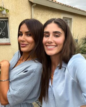 Wafa El Mejjad Instagram - Come back 👯‍♀️