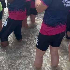 Wafa El Mejjad Instagram - Fin d’une aventure incroyable! Gravée dans mon cœur à tout jamais ! 
Merci à mon équipe, @tziganette et @healthylifemary, c’était fou de vivre ça ensemble !
Un immense merci au @raiddesalizes et @lamartinique de nous avoir permis de vivre ça.
Ce soir, nous aurons le classement finale, depuis le début, on espère réussir à faire un top 10… est-ce qu’on y est arrivées? À vos pronostics!

#gomartinique
Collaboration commerciale: invitation