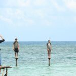 Wafa El Mejjad Instagram - Ce soir c’est #kohlanta l’histoire qui a marqué beaucoup d’entre nous ! Je vous poste les photos qui on marqué mon entourage en rentrant, méconnaissable n’est ce pas ?