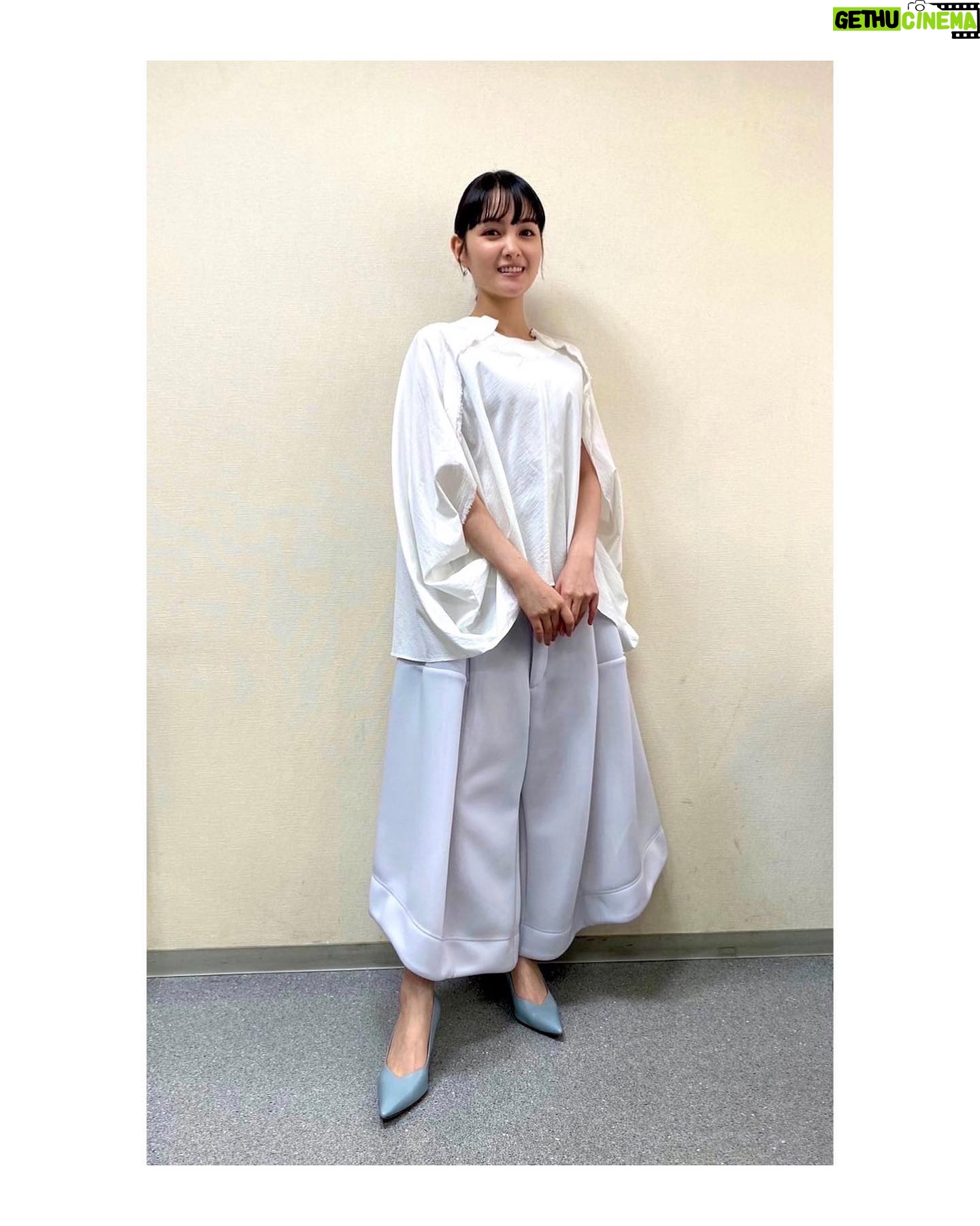Wakana Aoi - 3 Likes - .
フジテレビ「関ジャニ∞のあとはご自由に」
昨日、8月21日放送の回に、先週に引き続きお邪魔しました!
前回のアドリブドラマを含めて、お芝居についてなど色々お話しさせていただきました…!
役作りとか、演じることについて自分の考えをお話しする機会ってなかったので、撮影の時も緊張しがら進みましたが、どんな雰囲気になっているか…
放送すぎてのお知らせになってしまいましたが、私もこのあと観ます🥹
よければぜひご覧ください〜!
https://tver.jp/lp/episodes/epespf0a6e
👗
@divkanet
@dressunreve
💍
@mariha_ official
👠
@lunique_official_
#ANASTASIA