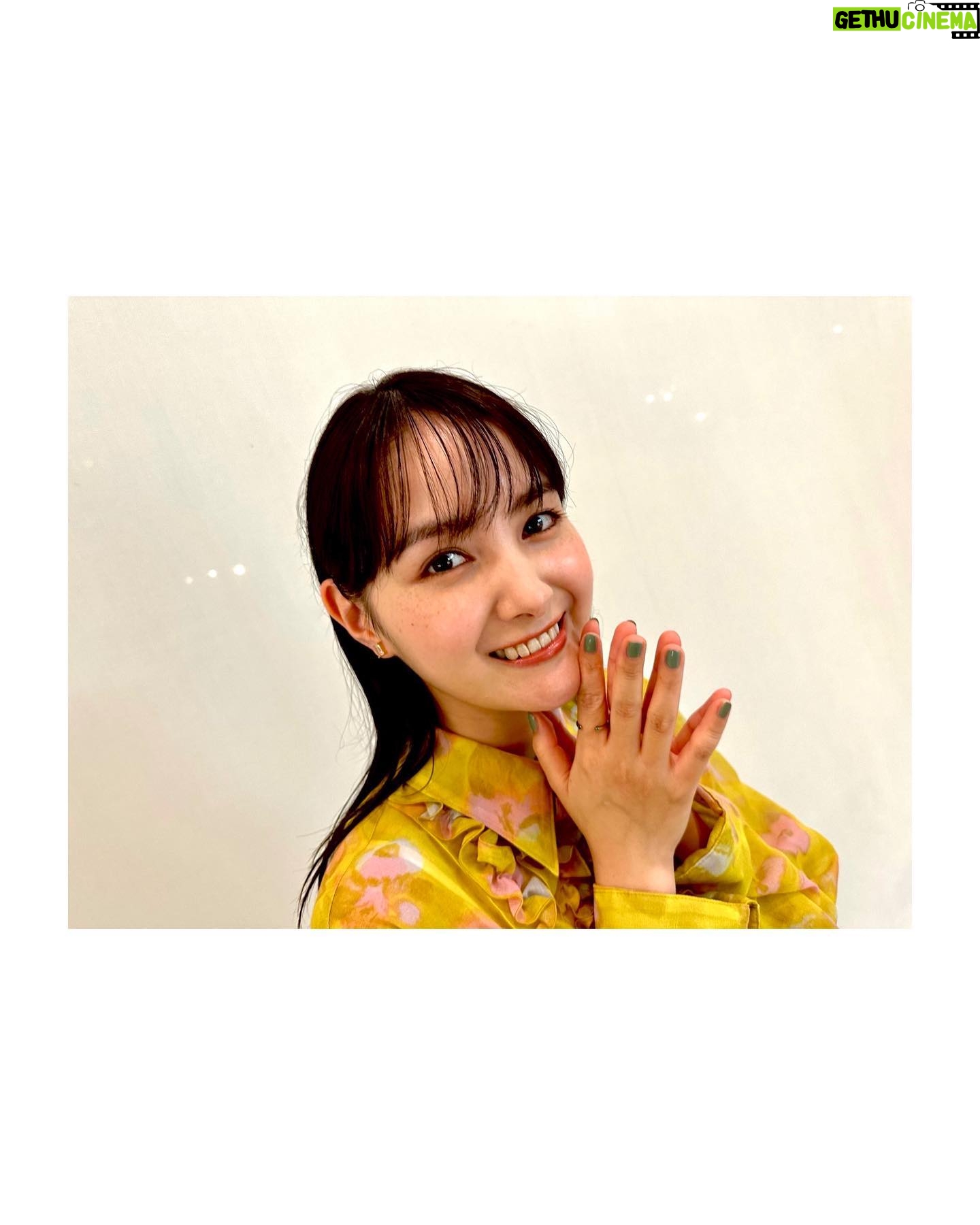 Wakana Aoi - 3 Likes - .
「ネタパレ」にお邪魔しました。
なんと今回で5回目!ここ2年のうちで5回目のようです。たくさん遊びに行かせていただいてありがとうございます😂
いつも面白くて楽しくて、出演者のみなさん優しくて、リラックスして、わくわくしながら参加させていただいてます。
10代から知ってくださっているスタッフさんがいたりして、「やっほ〜」とか「大人になって…」みたいなやり取りができるのもとてもうれしいんです。嬉しいから毎回してる☺️笑
毎回しがちなのも好きです笑
放送は9月8日23時40分からです。
今回もたくさん笑いました〜!ぜひです。
👗
@lecielbleu_official
👠
@jimmychoo
💍
@graey_official