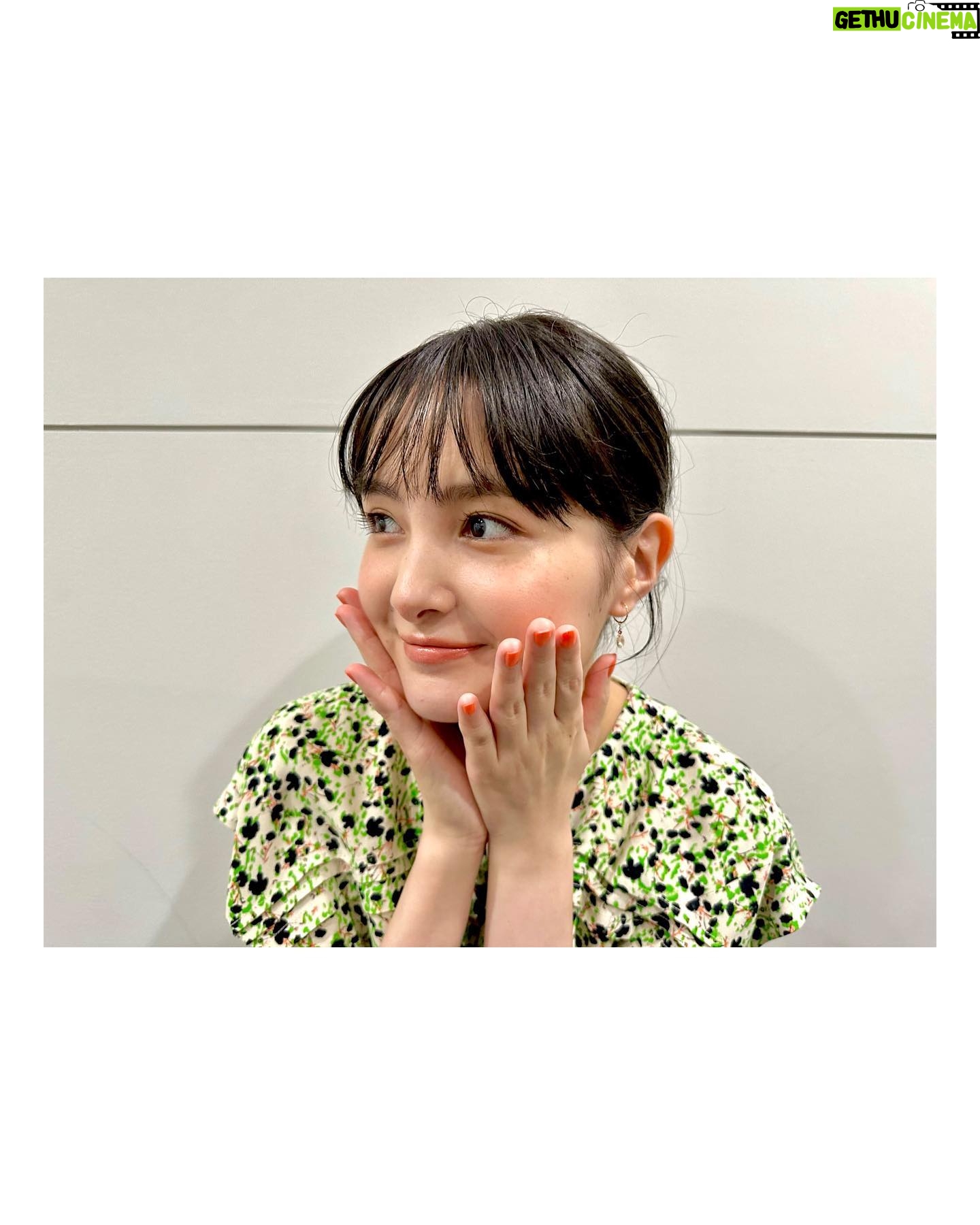 Wakana Aoi - 3 Likes - .
生放送観てくださった方、ありがとうございました!
お盆中の土曜日。
いいお天気ですね〜、暑い!
熱中症には気をつけて、おやすみ満喫しましょうね☀️
👗
@31philliplim
💍
@takeup_official
#ANASTASIA