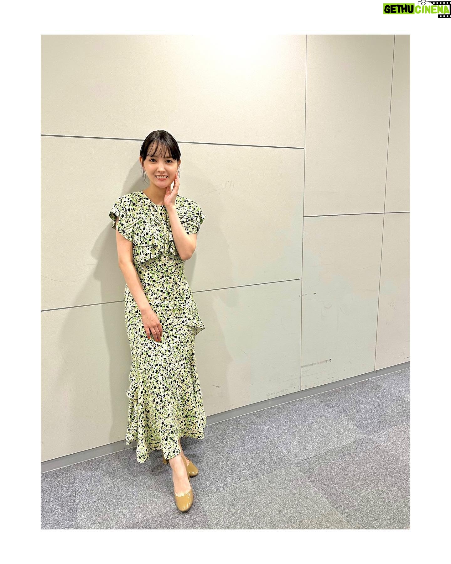 Wakana Aoi - 3 Likes - .
生放送観てくださった方、ありがとうございました!
お盆中の土曜日。
いいお天気ですね〜、暑い!
熱中症には気をつけて、おやすみ満喫しましょうね☀️
👗
@31philliplim
💍
@takeup_official
#ANASTASIA