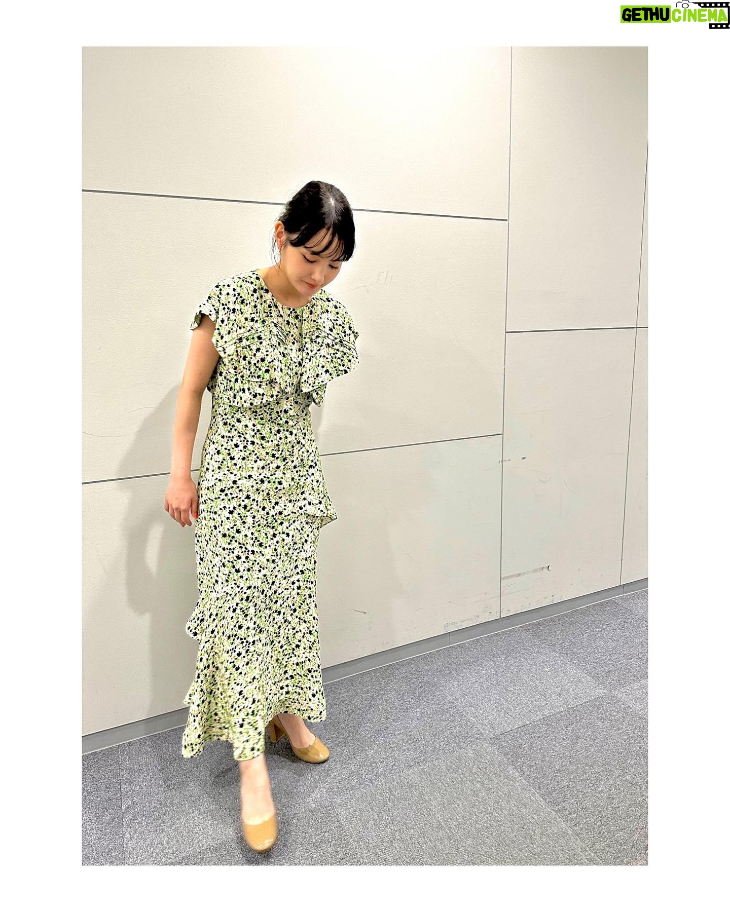 Wakana Aoi - 3 Likes - .
生放送観てくださった方、ありがとうございました!
お盆中の土曜日。
いいお天気ですね〜、暑い!
熱中症には気をつけて、おやすみ満喫しましょうね☀️
👗
@31philliplim
💍
@takeup_official
#ANASTASIA