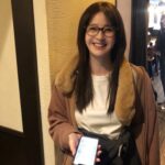 Wakana Matsumoto Instagram - みなさん、こんにちは。 あっついあっつい。 朝起きたら左腕が筋肉痛でした。 考えられるとしたら昨日の撮影時バッグを持って歩いた… それが本当に原因だとしたら。 そうだ。ラジオ体操始めよう。 さて、写真はまだ復讐前の密さん。 そしてカメラマンは… 誰でしょうか🫧 写真撮るのじょうずだね って褒めたら喜んでたくさん撮ってくれたうちの一枚。