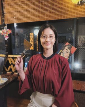 Wakana Matsumoto Instagram - .

.

正直不動産2
をご覧いただきありがとうございました🙏

私はポイントでの出演でしたが
スペシャルでは山下智久さんと、本編では福原遥ちゃんとまた共演を果たせました
泉里香さんはお初でしたが遥ちゃんとの3人のシーンは楽しかったなぁ

楽し過ぎて3人とも何を話してたか記憶がないです😂

愛原は強烈キャラでしたが仕事を愛し仕事に愛され、恋にも前向きな(内緒)素敵女性でした！
また会える日がくるといいなぁ🥹🫶