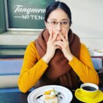 Wakana Matsumoto Instagram - 本日でデビュー15周年を迎えました。 . 15年間という月日を振り返って長かったのか短かかったのか分かりませんが、間違えなく言えることは自分一人でこの15年を迎えることは無理だったということ。 それくらい人に支えられてきました。 . ときに笑い、ときに泣いて。 楽しいばかりで続けられる仕事でないことを実感し経験してきました。 折れそうになりながらも何とか続けてこられたのは沢山の人が助けてくれたからです。 ありがとうございます。 . 私は人に恵まれています。 応援して下さっているみなさんも本当にいい人ばかりで。 やっぱり人に恵まれているなぁと。しみじみ。 . これからも色々なことがあると思います。 起こると思います。 それでも私は私のまま、しっかりと自分と向き合いこれからも成長をし続けていけたらと思っています。 . 本日もありがたいことに現場でした。 近々みなさんにも良い報告ができそうです。 . こんな私ですがこれからもよろしくお願いいたします。 . 写真はいつかのどこかの。