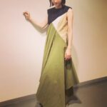 Wakana Matsumoto Instagram - 昨日のイベントで。 . . NISSANの "地球にやさしいあなたに、 ちょっとやさしい取り組み"です🌏 . ユーザーさんにも地球にも優しく。 . . SDGsもテーマの一つだったので 以前も別イベントで着用した再生繊維を使ったお洋服。 . . 新しく生まれ変わるって素敵よね💙