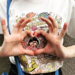Wakana Matsumoto Instagram - 去年の緊急事態宣言中、世の中は韓流ドラマが流行っていたが、 私はYouTubeというコンテンツの面白さに気付いた。(遅い) 突然彼女のチャンネルが私のオススメ動画に流れてきた。 ブリアナ・ギガンテちゃん ショーガールでポールダンサーをしているんだけど、早く生で見てみたいなぁ。 お米と牛乳とオリーブオイル買ったらエコバッグ肩にめり込んでるけど予約していてやっと届いたブリアナちゃんのTシャツかわいいからマスクの下は微笑んでいるよ。 ブリアナちゃんのYouTubeを編集しているぽよまる君は今日がお誕生日みたいで37歳ですって！ 私と同い年！ 37歳でほっぺたプーしてる女の最近の喜びでした。 #ブリアナギガンテ #ぽよまる