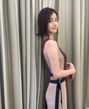 Wakana Matsumoto Instagram - 先日の取材での衣装！

とても痩せ見えするからみんなできゃっきゃしました笑

なんか、
花粉飛んでませんか？
わたしだけ？