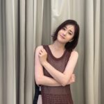 Wakana Matsumoto Instagram - 先日の取材での衣装！ とても痩せ見えするからみんなできゃっきゃしました笑 なんか、 花粉飛んでませんか？ わたしだけ？