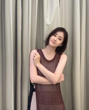 Wakana Matsumoto Instagram - 先日の取材での衣装！

とても痩せ見えするからみんなできゃっきゃしました笑

なんか、
花粉飛んでませんか？
わたしだけ？
