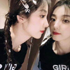Wan Peng Instagram - 存货量很大👀