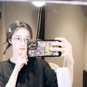 Wan Peng Instagram - 存货量很大👀