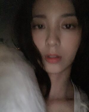 Wan Peng Instagram - 模糊的我与三岁