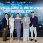 Waratthaya Wongchayaporn Instagram - มีโอกาสได้ไปงานเปิดตัวแบรนด์รถยนต์แบรนด์ใหม่ OMODA and JAECOO ที่เตรียมเข้าไทยกลางปีนี้! @Omoda.Jaecoo.th ดีไซน์ของ OMODA ก็คือเหมาะกับคนรุ่นใหม่ สายแฟชั่นอย่างมายชอบรุ่นนี้มาก และ JAECOO สำหรับสายออฟโรดแต่ได้ความลักชูรี ใครเล็งรถใหม่อยู่ไม่อยากให้พลาดนะคะ @omoda.jaecoo.th #OMODA #OMODAThailand #DriveEfuture #JAECOO #JAECOOThailand #OMODAANDJAECOOTHAILAND #OMODAJAECOOTH