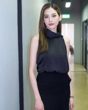Waratthaya Wongchayaporn Instagram - 👗 @veladebangkok 💄 @fomostz