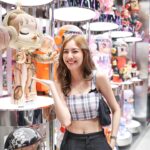 Waratthaya Wongchayaporn Instagram - พรุ่งนี้พบกัน! POP MART Flagship Store แห่งที่ 2 สาขาใหม่ ที่เซ็นทรัลลาดพร้าว!! ตั้งแต่ 9 กพ 24 💕 อลังการงานสร้าง กับคอนเซ็ปต์ใหม่สีชมพูแห่งเดียวในโลก พบ Giant Crybaby Dressing Room ที่ทุกคนต้องเซลฟี่ และสินค้าที่เปิดตัวที่นี่ที่แรกในโลก!! บอกเลยสินค้าแรร์ คอลฯ Comeback คอลฯ ลิมิเต็ดเพียบ มากันเยอะๆนะ @popmartth #popmartth #POPMARTThailand #popmartatcentralladprao #popmartglobal #popmart2ndflagshipstore #Centralladprao