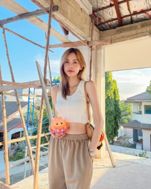 Waratthaya Wongchayaporn Instagram - 🏠😜