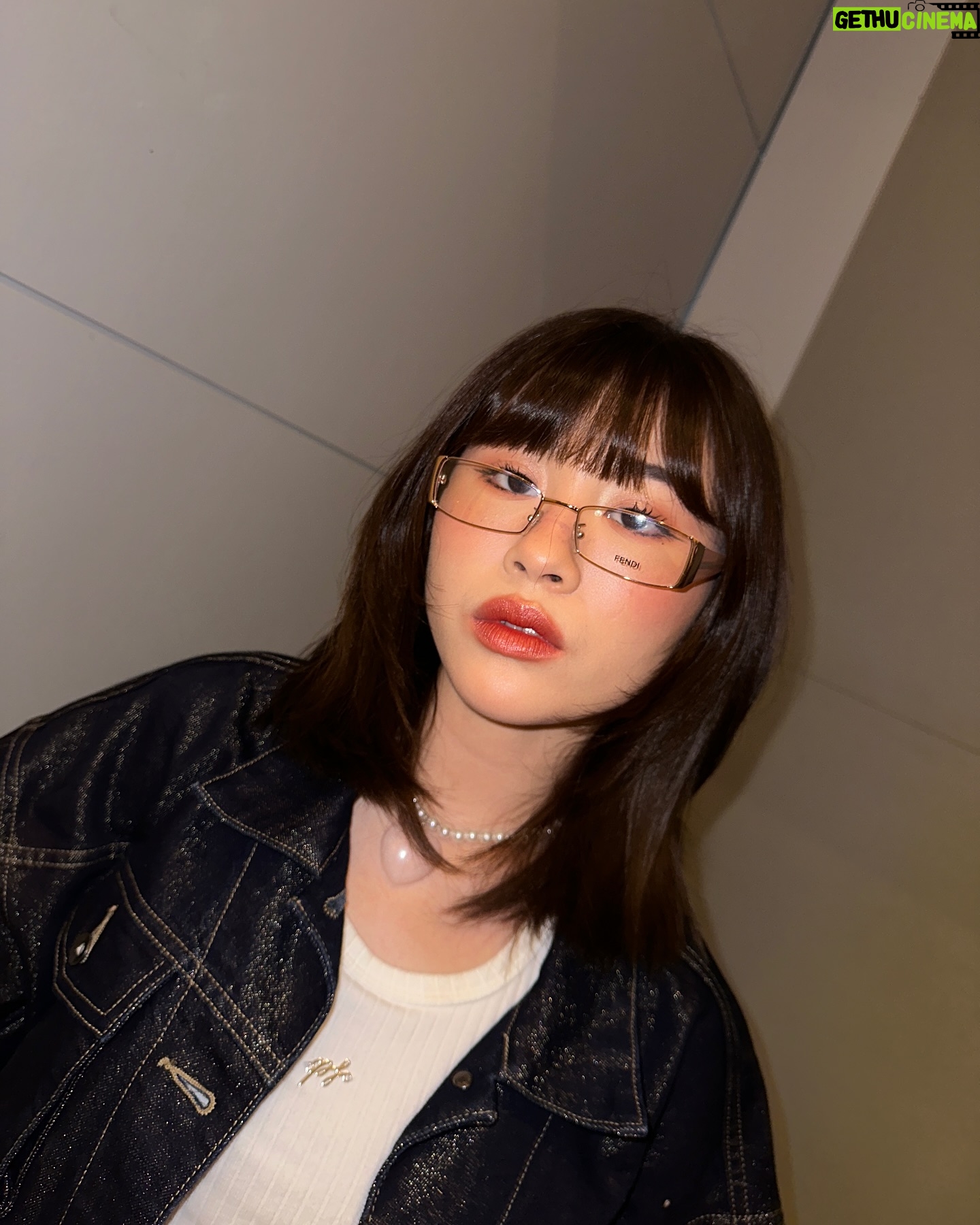 Warisara Jitpreedasakul Instagram - :🖤)