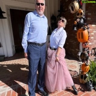 Wendi McLendon-Covey Instagram - MeeMaw and PeePaw left the house for a couple of hours. Photo courtesy of Dfernando Zaremba.