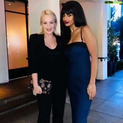 Wendi McLendon-Covey Instagram - Had a great time at the @womeninfilmla Pre-Oscar party last night thanks to my forever date @gladysgonzalezestrada for being awesome, and @chprteam for setting it up! ❤️ Suit:@aliceandolivia Shoes: @alexandermcqueen All styling: me