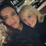 Wendi McLendon-Covey Instagram - Just a couple of gals solving the world's problems over chips and mole on a Sunday night! Love you to pieces @kissedbyloki!