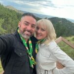Wendi McLendon-Covey Instagram - Excited to have filmed with the Legend @wendimclendoncovey Frozen in Design special to premiere on Monday, April 1st at 11am ET on HGTV and available to stream same day on Max! @streamonmax @hgtv #frozenindesign Follow a very fake preservation society as it tours homes with decor so dated they just might be “in” again. After a rigorously ridiculous assessment, only one home is awarded the illustrious plaque demanding that it is NEVER CHANGED.