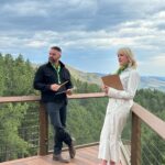 Wendi McLendon-Covey Instagram - Excited to have filmed with the Legend @wendimclendoncovey Frozen in Design special to premiere on Monday, April 1st at 11am ET on HGTV and available to stream same day on Max! @streamonmax @hgtv #frozenindesign Follow a very fake preservation society as it tours homes with decor so dated they just might be “in” again. After a rigorously ridiculous assessment, only one home is awarded the illustrious plaque demanding that it is NEVER CHANGED.