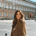 Weronika Rosati Instagram – Po dłuższej nieobecności w Polsce z zachwytem na nowo odkrywam moje ulubione miejsca w stolicy 🫶 #warszawa #warsaw