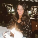 Weronika Rosati Instagram - Dziękuje wszystkim za piękne życzenia! 🤍Thank you for all your bday wishes🤍 I wouldn't want to spend my bday in any other way than I did yesterday- with fam 🙏🏼