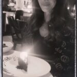 Weronika Rosati Instagram - Dziękuje wszystkim za piękne życzenia! 🤍Thank you for all your bday wishes🤍 I wouldn't want to spend my bday in any other way than I did yesterday- with fam 🙏🏼