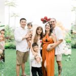 Westny Dj Instagram – There is nothing more beautiful than a true genuine people that surround you with positivity and support .. the true color of people who respects, cherish and allow all this to happen.. that bonding of happiness become such a sweet memory to remember.. thank you each and everyone of you for being part of baby GEMBIL’s Gender Reveal

📷 : @vier.moments 
 #genderreveal #itsaboy #babyboy #anaklaki #friends #family #party #memories #happy #love