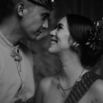 Westny Dj Instagram - Classic.. keanggunan adat Bali yang melekat, culture budaya yg harapannya tidak akan pernah punah, modernisasi yg semakin merajalela, tidak mengubah prinsipku utk lbih mencintai adat Bali yg Classic.. i see it as a different meaning of Beauty.. dan smoga memberi pengertian turun - temurun ke anak-anakku utk selalu mencintai Budaya Bali tanpa merusak unsur essensialnya🙏🏻 Styled : @cahyadewibali @cahyadewibaliteam MUA Hairdo : @merrydhacrosta_cahyadewiteam Photographed : @oka.dharmawan #classicbali #classic #adatbali #culture #hindu #budaya #baliculture #beauty #family #konsepbali #baliunik #photography #foto