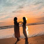 Westny Dj Instagram – I don’t know for how many years that we have been buddies.. but i’m hoping to keep counting on years by years together.
Persahabatan yg based on truthful, trustful , and heartful ❤️
We manage to reach our dreams together, our work, our kids and a future that leads us to positivity🙏🏻
Thank you for being you.. the authentic you to share cherish and love to our meaningful #friendship❤️ 

#bestfriend #friendgoals #silly #frequency #love #beach #sunset #cottoncandysky