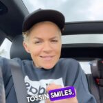 Whitney Mixter Instagram - 🛑Stop what you’re doing…I’ve figured out adulting. You’re welcome in advance. 💰 #jazz #adulting #successhabits