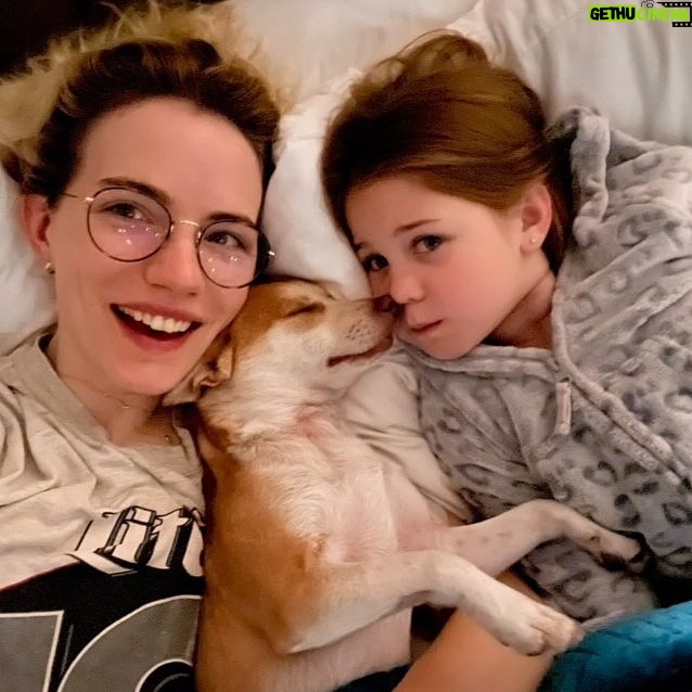 Willa Fitzgerald Instagram - A few of my favorite #bts of DESPERATION ROAD (and mainly featuring @pyperbraun) to celebrate opening day at the box office ❤️🔥