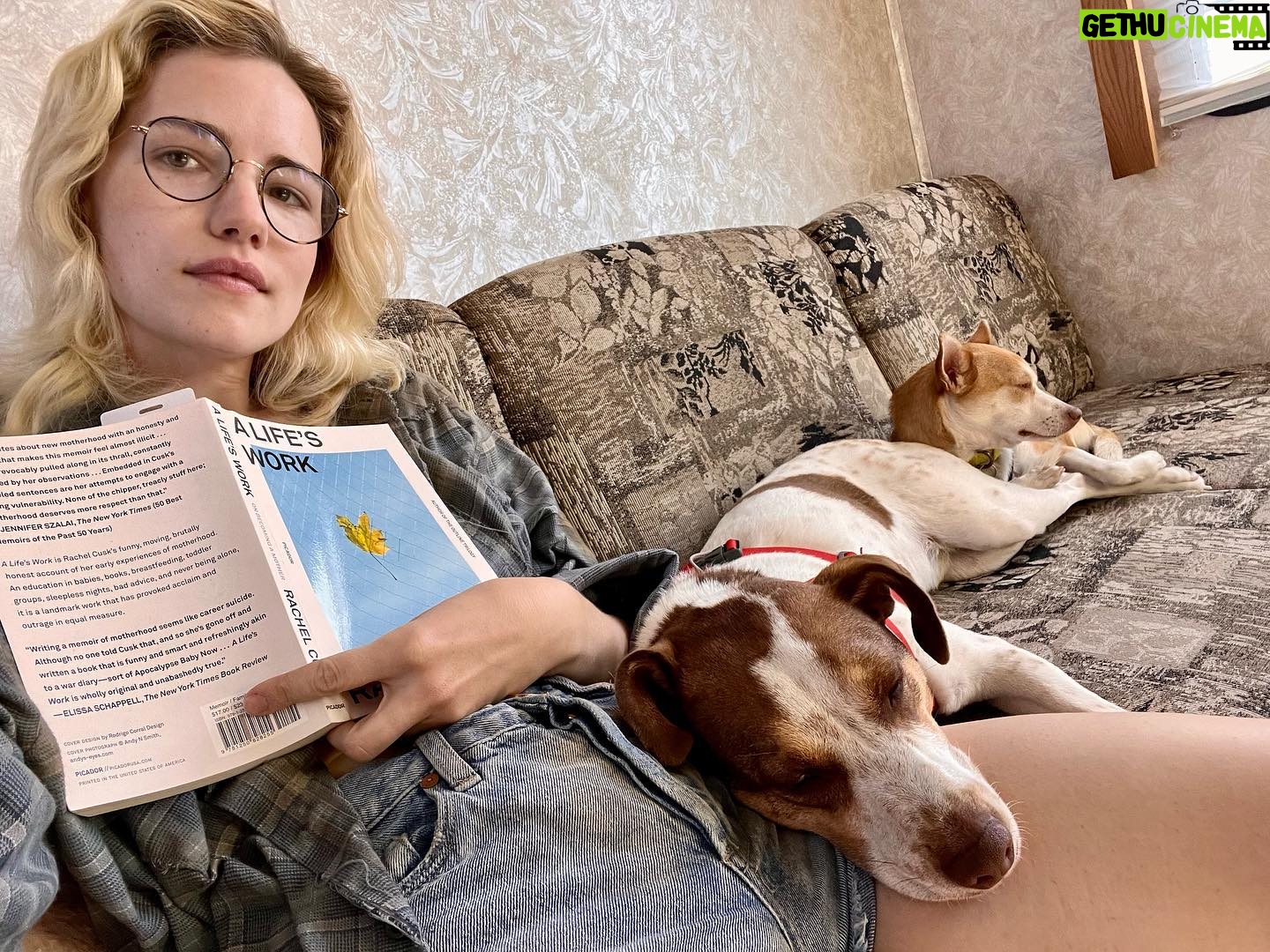 Willa Fitzgerald - 16.7K Likes - Lately š