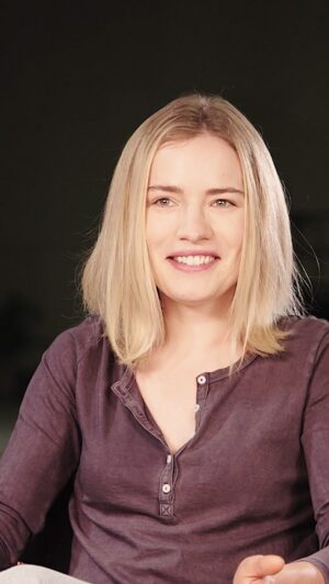 Willa Fitzgerald Instagram - Actress @willafitz speaks on getting scrappy during her action sequences in #REACHER, and how that gumption reflects upon her character, Roscoe.