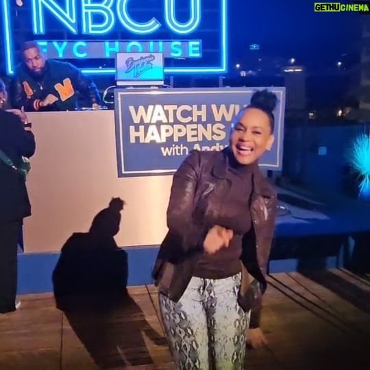 Windi Washington - 3 Likes - "If you can't make WINDI WORLD DAILY WITH WINDI WASHINGTON dance the evening away like @BRAVOANDY @BRAVOWWHL NBCU FYC HOUSE 2024, I am not coming! Andy had it poppin' in Hollywood and showed up & showed out, a ball was most definitely had! Congratulations Andy!" —Windi Washington ⭐️📺🏆✨️🎉 #BRAVOANDY #WWHL #BRAVO #nbcufychouse @bravotv @televisionacad #fyc2024 more post to follow.
ABOUT WATCH WHAT HAPPENS LIVE (2009) ⭐️⭐️⭐️⭐️⭐️
An extension of Bravo's "Watch What Happens" reunion specials and the original live online shows, this interactive series -- live on the East Coast -- is hosted by former Bravo programming executive Andy Cohen, who welcomes guests from some of the cable network's most popular series, as well as other entertainment stars, to chat about pop culture and celebrities in the news. In 2017, the show took on a new title -- "Watch What Happens Live With Andy Cohen" -- as part of an overhaul that included a remodeled studio offering a designated performance space for musical guests, a staple of most late-night shows. #watchwhathappenslive
####
🌍 The host @WINDIWASHINGTON will explore and introduce the daily world of the most trending topics to interviewing influencers in entertainment, fashion, beauty and lifestyle." —Windi World Daily, Produced by @WindiWorldDailyProductions
📺 📻🎙@WINDIWORLDDAILYSHOW on @WindiWorldDailyTV @OfficialFUBURadio @iHeartPodcast all pod streams. Download the apps on iOS or Android.
#WindiWorldDailyWithWindiWashington #WindiWorldDailyShow #WindiWorldDailyTV #OnAirWithWindiWashington #WindiWorldDailyPodcast
#artsandentertainment #hollywood #losangeles #newyork #newyorkcity #radio #podcast #talkshow #talkshowhost #mediapersonality #entertainmentmentnews #fashionnews #beautynews #lifestylenews