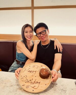 Windie Chang Instagram - 今天是老公生日❤️🎂特此開一篇生日快樂文❤️
我跟老公都是雙子座，每年也都能一起過生日🎂🎂

謝謝你為家裡的付出🫶🏻謝謝你愛我🫶🏻

生日快樂🎂