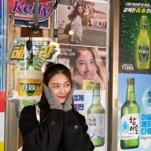 Actress Winnie Wu HD Instagram Photos and Wallpapers January 2024