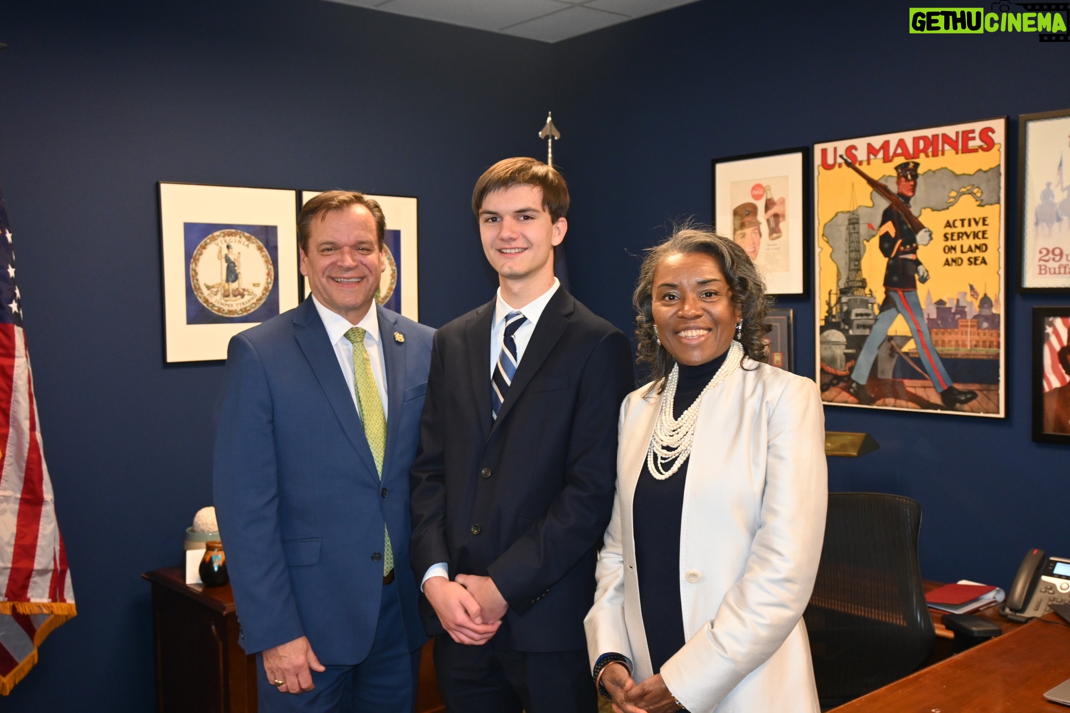 Winsome Earle-Sears Instagram - Meeting young leaders visiting their Capitol is one of the highlights of the Legislative Session for me! During the last few weeks, I had the honor of meeting students from across the Commonwealth - including students from Christopher Newport University and the Cheer team from Stafford High School.