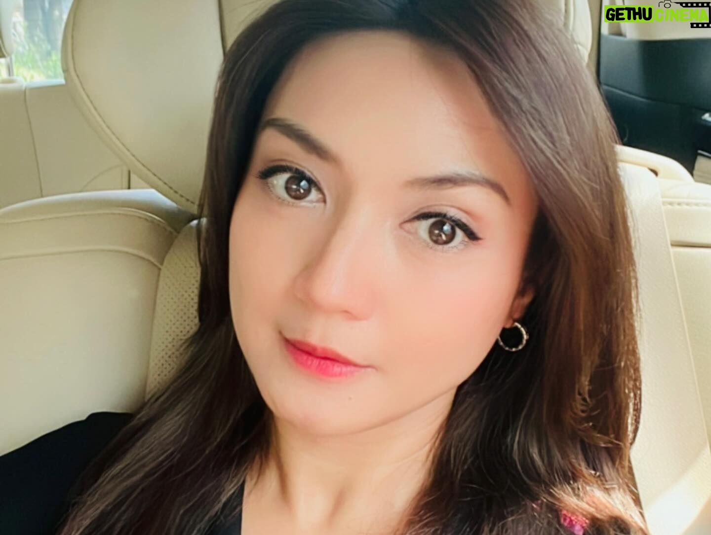 Wiwid Gunawan Instagram - Hidup ini adalah Anugerah, Waktu adalah kesempatan. Manfaatkan dengan Terus berbuat kebaikan, tetap rendah hati hidup dengan cinta kasih, Semoga sisa hidup menjadi berkah, dan bermanfaat bagi orang banyak. #aaaminn #textfrommama #happy #birthday #friends #sweet #heart #love #healthy #wiwidgunawan216 #beauty #blessed #widlov❣️