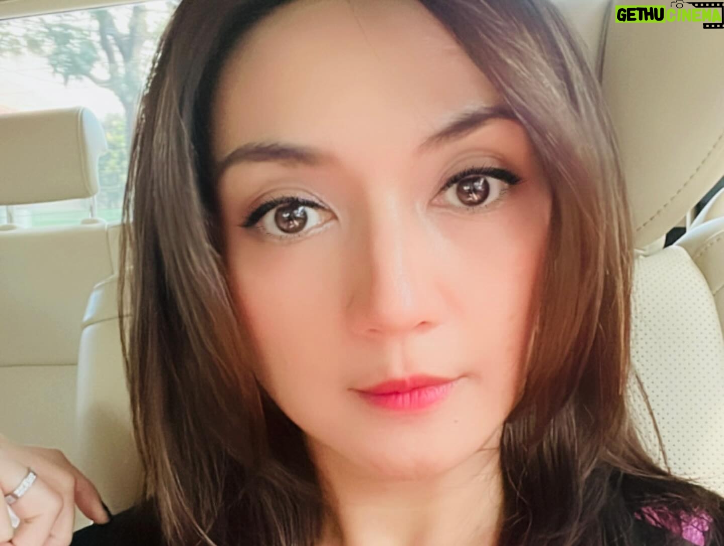 Wiwid Gunawan Instagram - Hidup ini adalah Anugerah, Waktu adalah kesempatan. Manfaatkan dengan Terus berbuat kebaikan, tetap rendah hati hidup dengan cinta kasih, Semoga sisa hidup menjadi berkah, dan bermanfaat bagi orang banyak. #aaaminn #textfrommama #happy #birthday #friends #sweet #heart #love #healthy #wiwidgunawan216 #beauty #blessed #widlov❣️