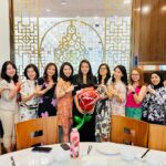 Wiwid Gunawan Instagram – Hidup ini adalah Anugerah, Waktu adalah kesempatan. Manfaatkan dengan Terus berbuat kebaikan, tetap rendah hati hidup dengan cinta kasih, Semoga sisa hidup menjadi berkah, dan bermanfaat bagi orang banyak. #aaaminn #textfrommama #happy #birthday #friends #sweet #heart #love #healthy #wiwidgunawan216  #beauty #blessed #widlov❣️