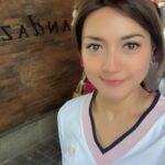 Wiwid Gunawan Instagram - Mengapa Ibu diciptakan begitu sangat sempurna. Padahal ia sama-sama awalnya seperti kita, remaja yang butuh ibu disetiap langkahnya. #happymothersday #instagram #terasahampa_ #sweet #heart #love #healthy #beauty #wiwidgunawan216 #blessed #widlov❣️