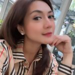 Wiwid Gunawan Instagram - Theres magic in people who have Known darkness but choose to sprinkle sunshine wherever they go. #instagram #case.kenny #happy #beauty #love #healthy #wiwidgunawan216 #blessed #widlov❣️